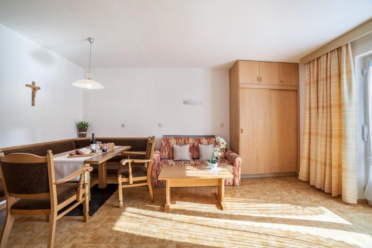Residence Pichler Apartment 2 San Leonardo in Passiria Bagian luar foto